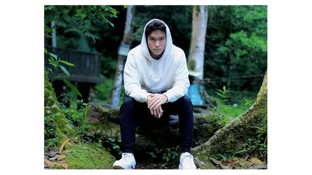 7 Potret Rafael Adwel, Lawan Main Fuji dalam Film Bukan Cinderella