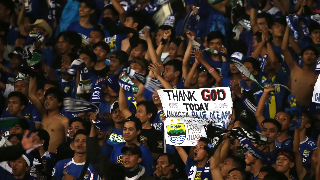 Inililah Cara Suporter Merayakan Kemenangan Persib Bandung