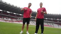 Thom Haye dan Jay Idzes di Stadion Utama Gelora Bung Karno (SUGBK), Jakarta Pusat. (Bola.com/Dok.PSSI).