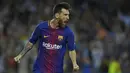 Bintang Barcelona, Lionel Messi, merayakan gol yang dicetaknya ke gawang Juventus pada laga Liga Champions di Stadion Camp Nou, Katalonia, Selasa (12/9/2012). Barcelona menang 3-0 atas Juventus. (AFP/Lluis Gene)