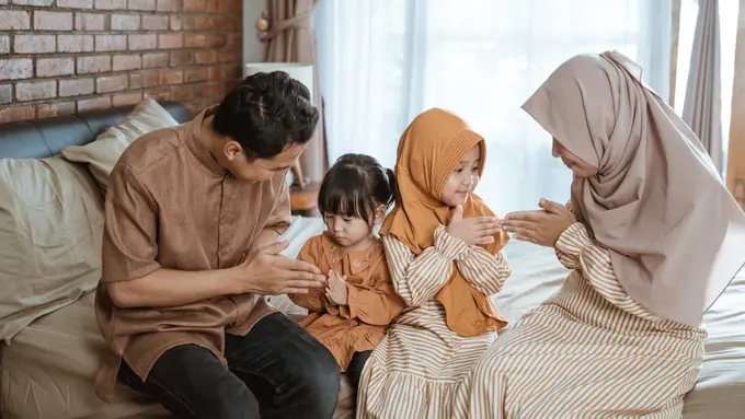 ibu dan anak hijab