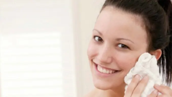 Gunakan Waslap untuk Mencuci Muka yang Lebih Bersih