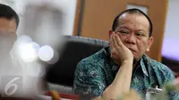 Ketua Umum PSSI La Nyalla Mattalitti saat menghadiri pertemuan di kantor Komnas HAM, Jakarta, Kamis (13/8/2015). Pertemuan tersebut terkait pembekuan PSSI oleh Kemenpora. (Liputan6.com/Helmi Afandi)