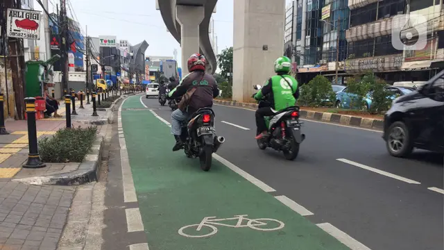 Kurang Penerapan Sanksi, Jalur Khusus Sepeda Belum Steril dari Pemotor