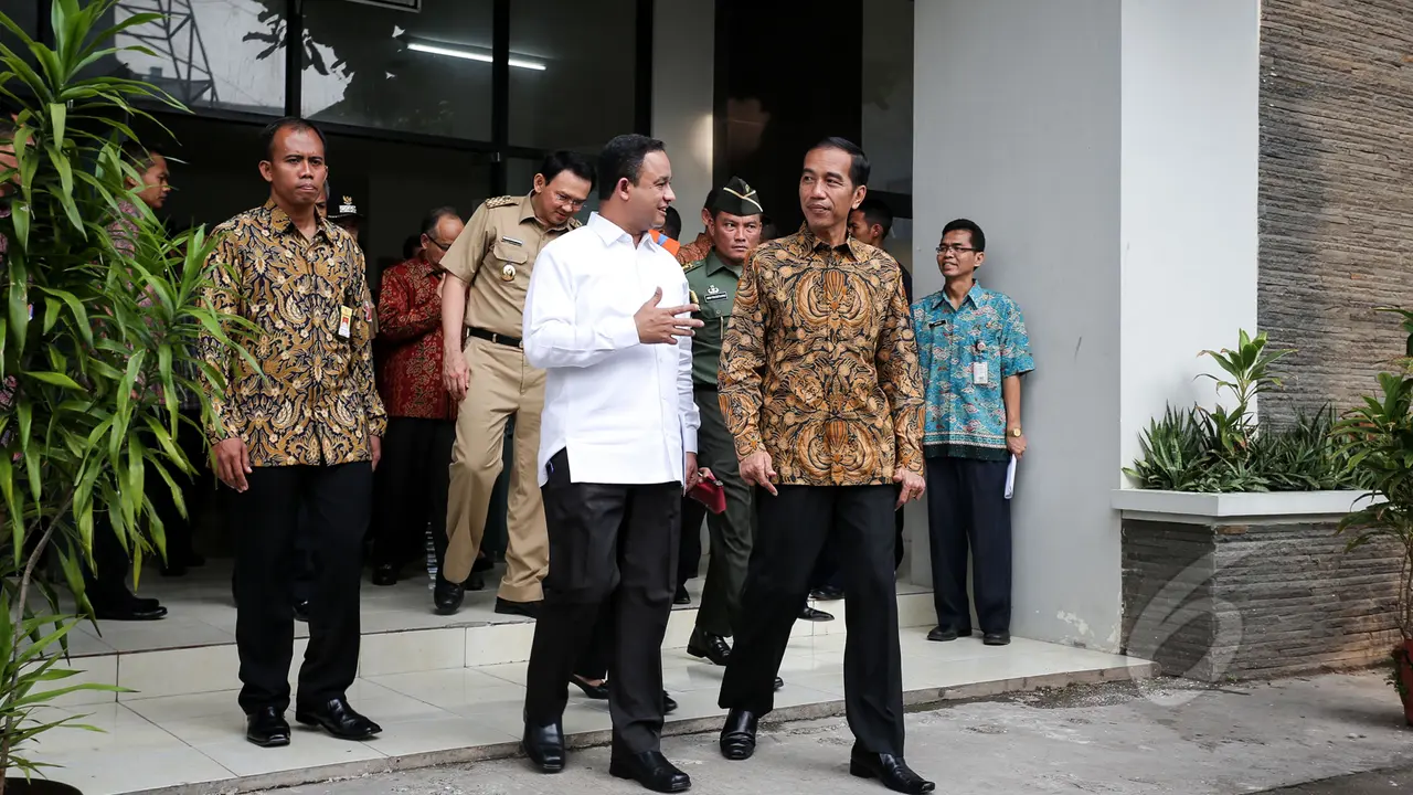 Saat Presiden Jokowi Sidak Pelaksanaan UN di SMKN 1 Jakarta