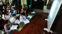 Bulan suci Ramadhan banyak dimanfaatkan umat muslim untuk meningkatkan ilmu agama. (merdeka.com/Arie Basuki)