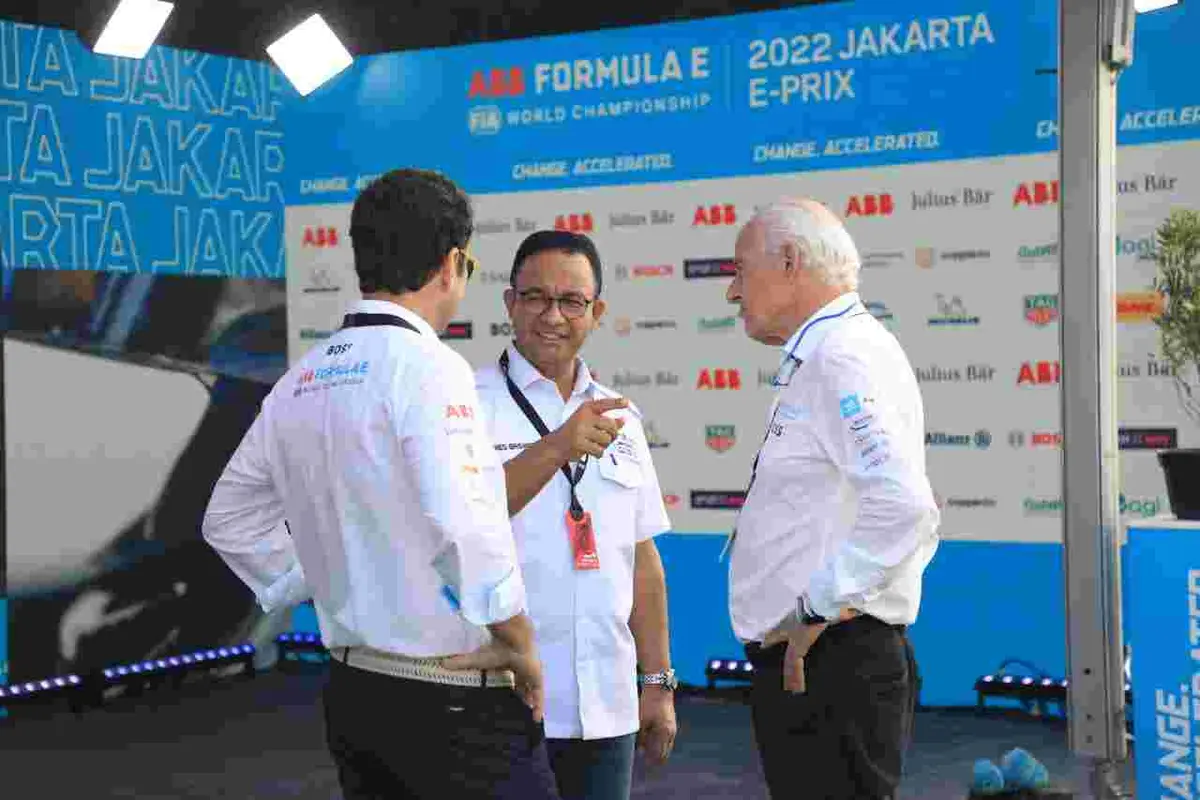 Gubernur DKI Jakarta, Anies Baswedan di sirkuit Formula E Jakarta (Liputan6.com/Winda Nelfira)