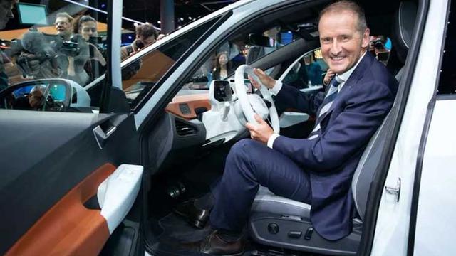 Herbert Diess, Kepala Eksekutif Volkswagen (Carscoops)