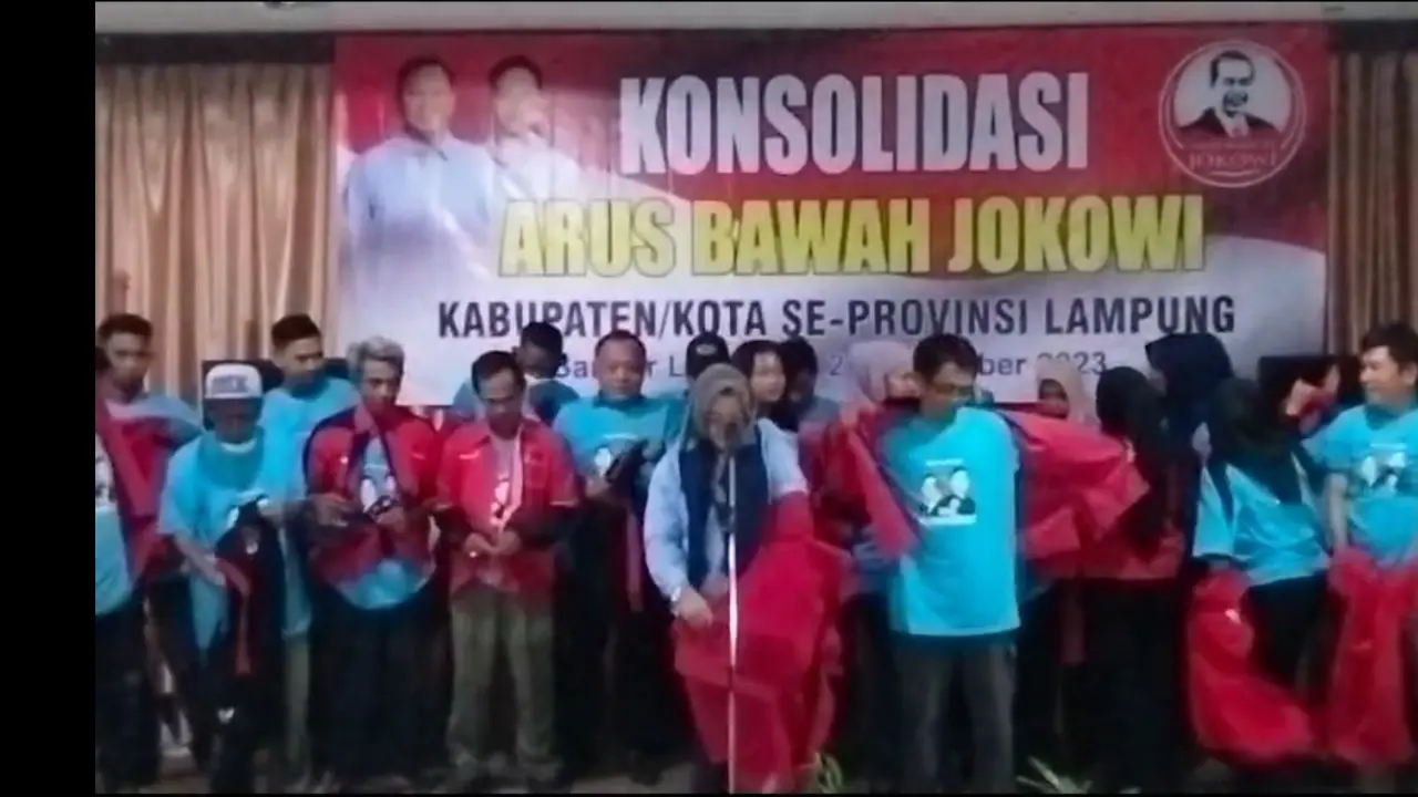 Puluhan Kader PDIP Lampung mendeklarasikan dukung Prabowo-Gibran. Foto: (Dokumen ABJ)