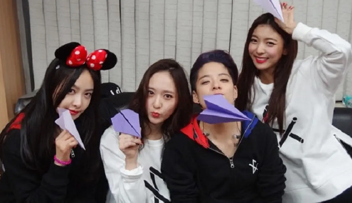 "Waktu dan kondisi selalu tidak tepat. Kami sudah berusaha keras, bahakan kami sudah membuat rencana kembali pada bulan tertentu namun gagal," ujarnya. (Foto: Soompi.com)