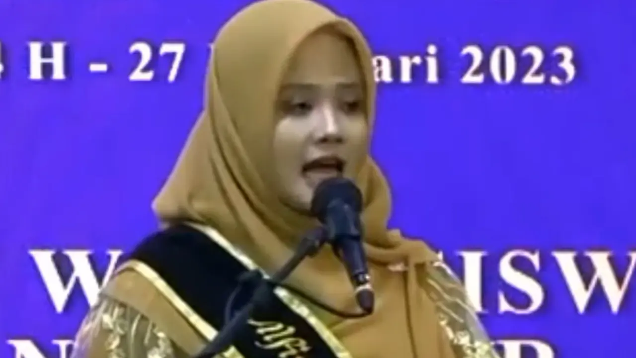Ning Chasna, calon istri Gus Sunny yang merupakan putra guru Gus Iqdam (SS: YT Noerdays Media)