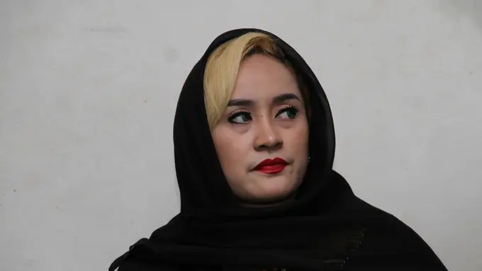 [Bintang] Lia Ladysta