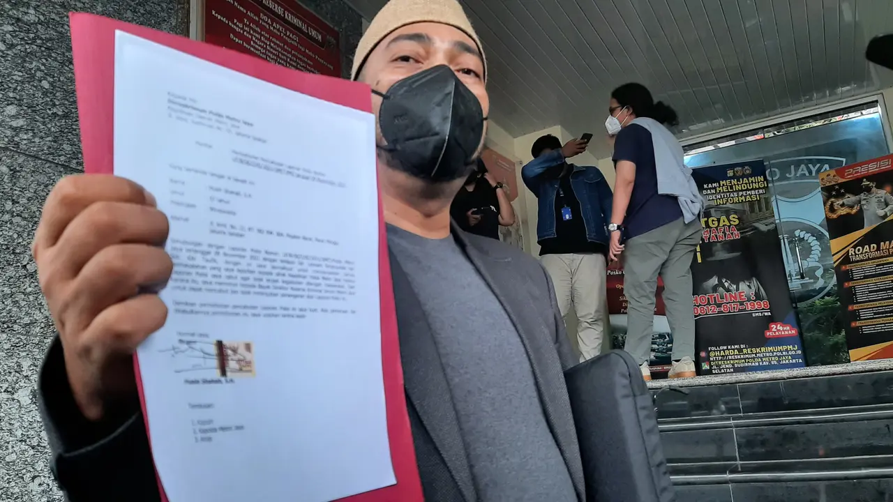 Ketua Cyber Indonesia Husin Shahab mencabut laporan terhadap Country Director Greenpeace Indonesia, Senin (15/11/2021).
