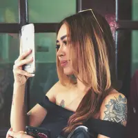 Selfie/copyright: unsplash/jernie grej