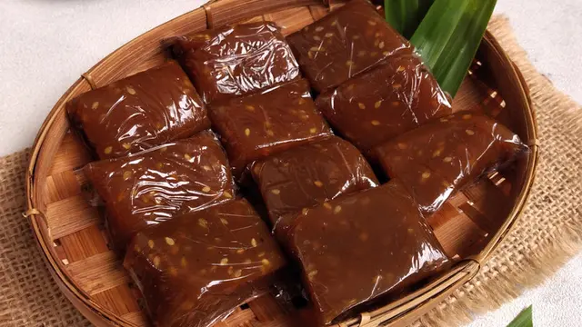 kue keranjang ketan