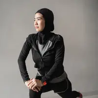 Ilustrasi perempuan berolahraga/copyrightshutterstock/Odua Images