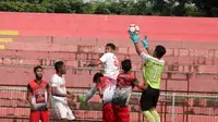 Persis GR vs Blitar United pada Liga 3 di Stadion Gelora Bumi Kartini, Jepara, Jumat (8/12/2017). (Bola.com/Ronald Seger Prabowo)