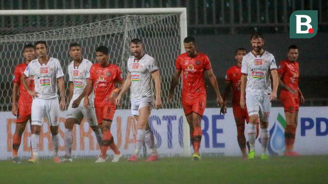 Foto: Sempat Dihentikan Akibat Hujan Deras, Laga Persiraja Kontra Persija di Pekan ke-6 BRI Liga 1 Tuntas 0-0 hingga Babak Pertama Usai