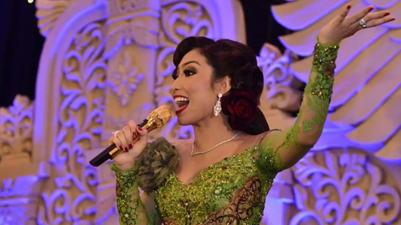 Ayu Dewi Akan Nyanyi di Private Party Rafi Ahmad-Nagita Slavina