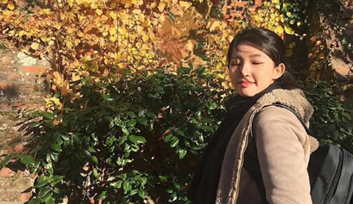 Thefani Cindy dan Bae Suzy bak pinang dibelah dua. sangat mirip! (Liputan6.com/IG/cindythefannie)