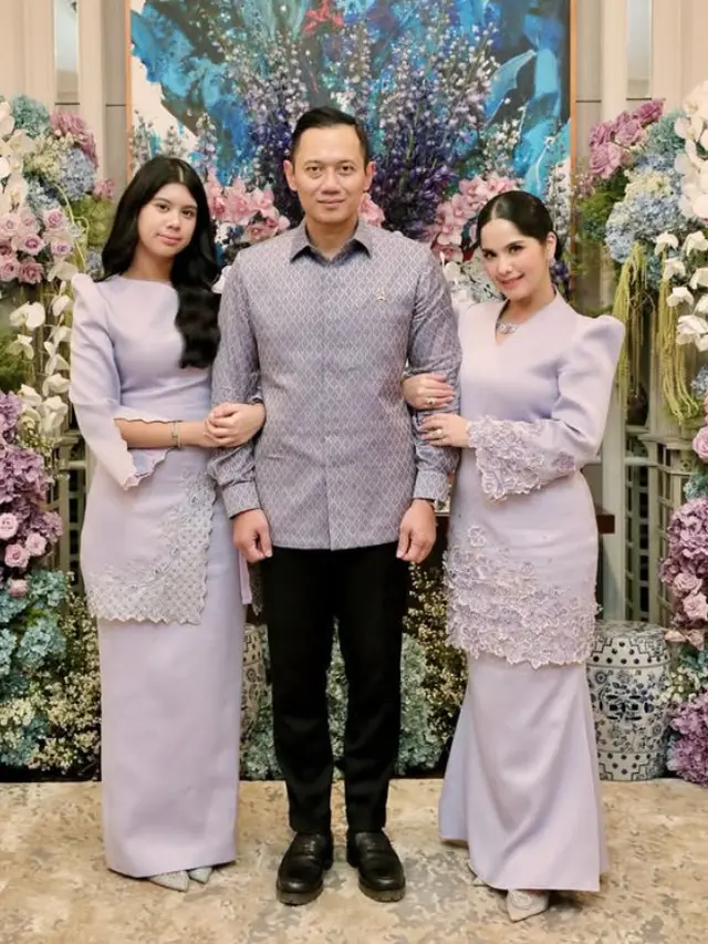 Gaya Menantu SBY dan Jokowi saat Lebaran 2025. [@annisayudhoyono]
