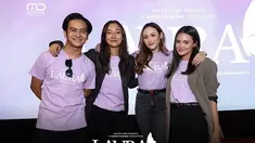Berjuang mendapatkan keadilan selama hidup hingga mengembuskan napas terakhirnya karena sakit, kisah Laura Anna menginspirasi banyak orang. Sejak Manoj Punjabi sampaikan rencananya, publik sudah antusias dengan film tersebut. Amanda Rawles didapuk memerankan sosok Laura Anna. Manoj Punjabi sebagai produser mengungkap bahwa pemilihan Amanda sudah melalui proses panjang dan matang. (Liputan6.com/IG/@lauramovie)