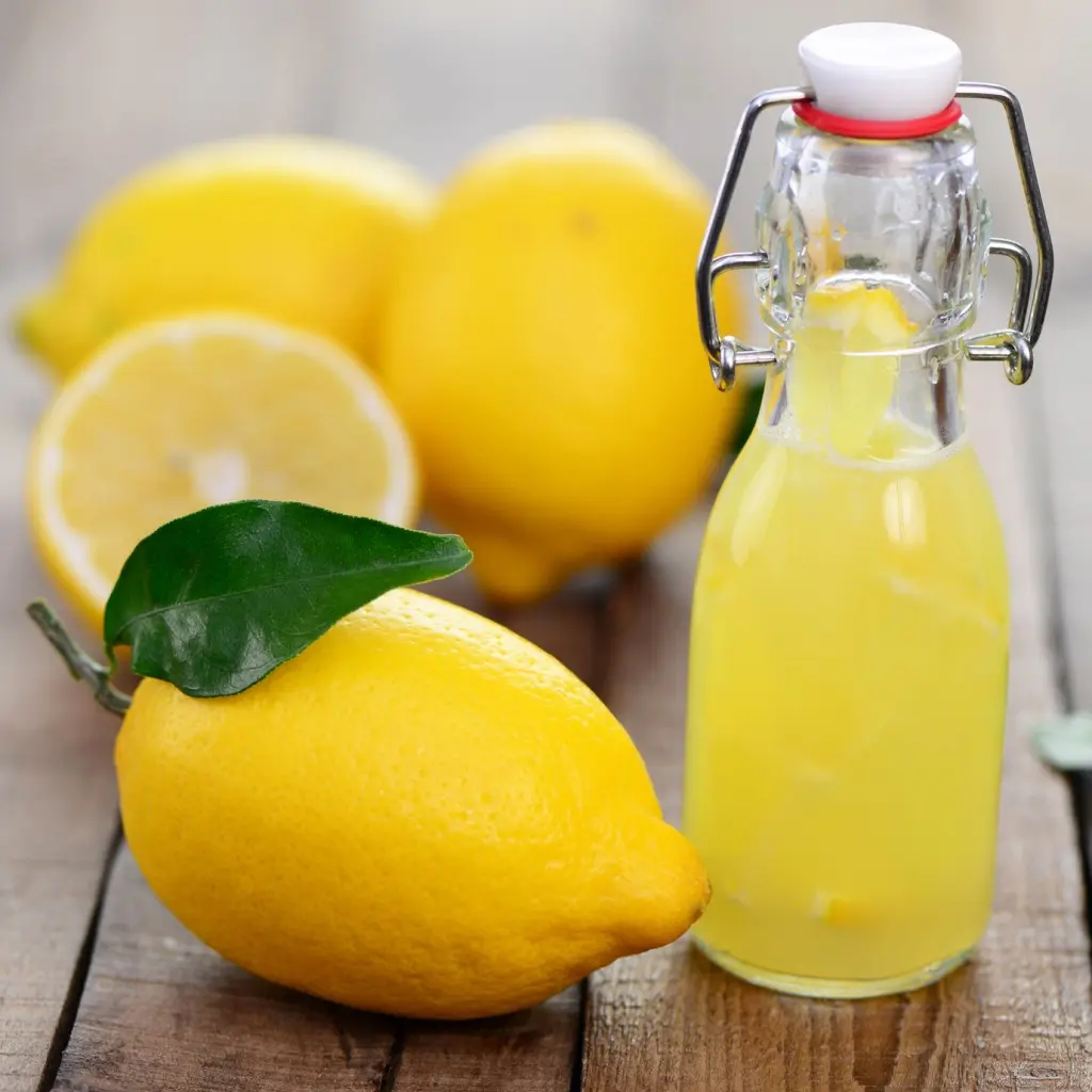 Lemon bisa bantu hilangkan komedo. (Boldsky.com)