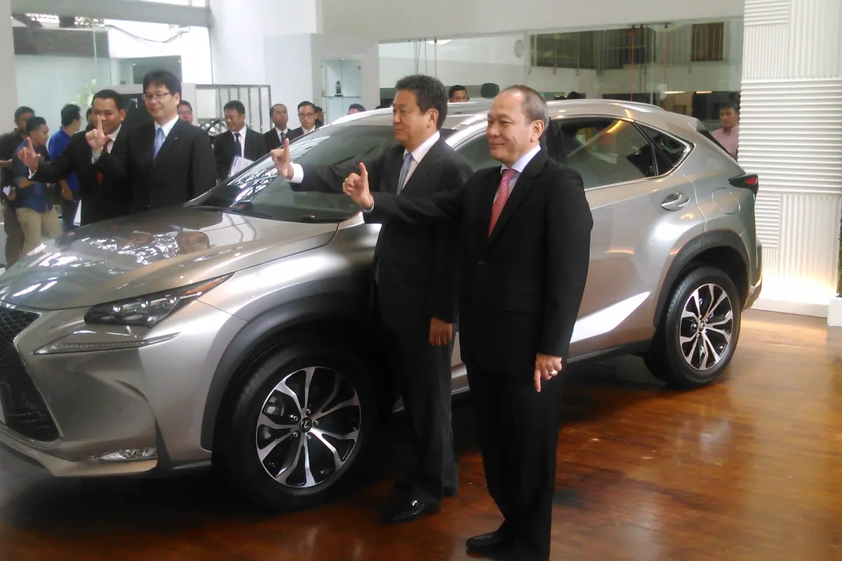 Compact SUV Canggih Lexus Hadir di Indonesia