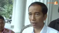 Geram, Jokowi Dibilang Pentingkan Topeng Monyet daripada Buruh
