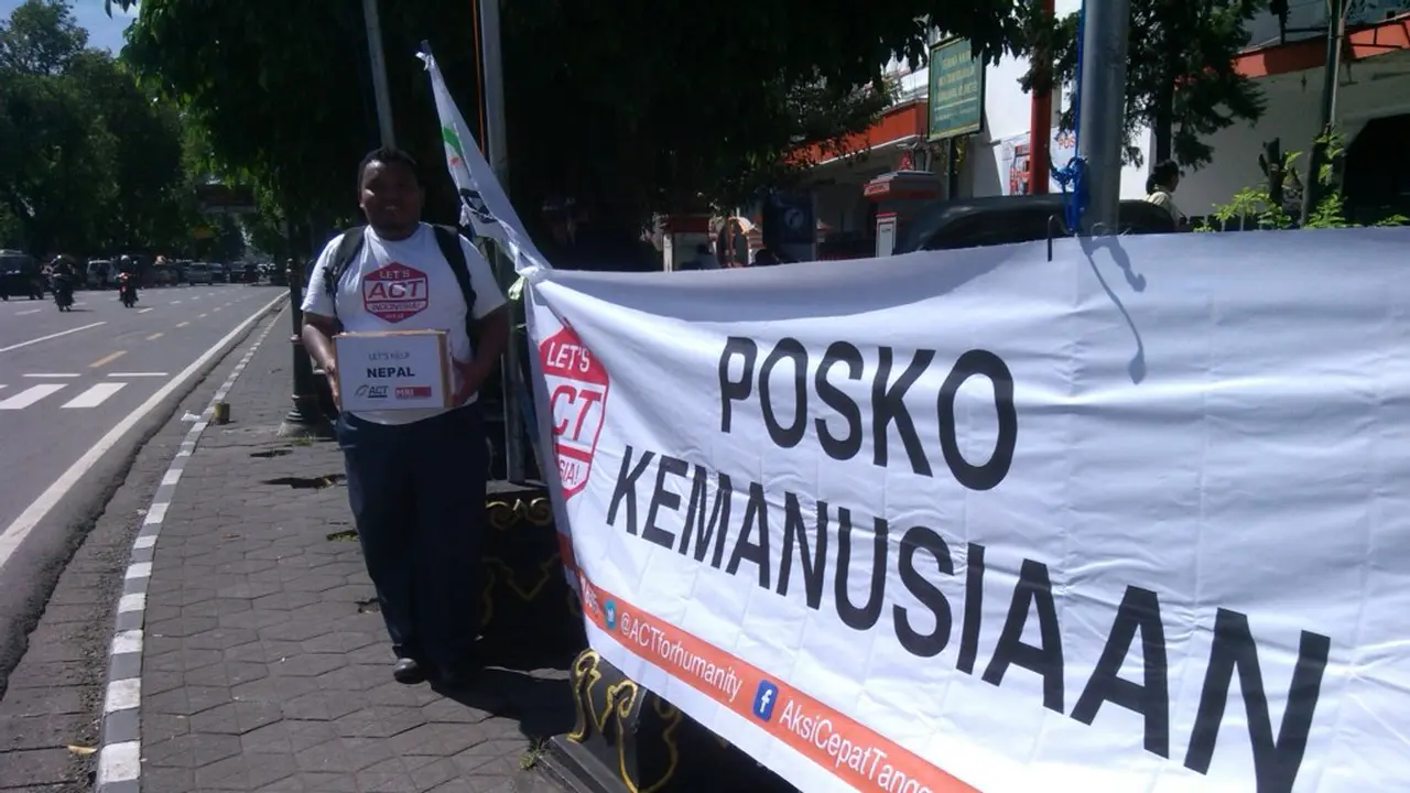 Peduli Nepal, Warga Yogya Galang Dana di Malioboro 