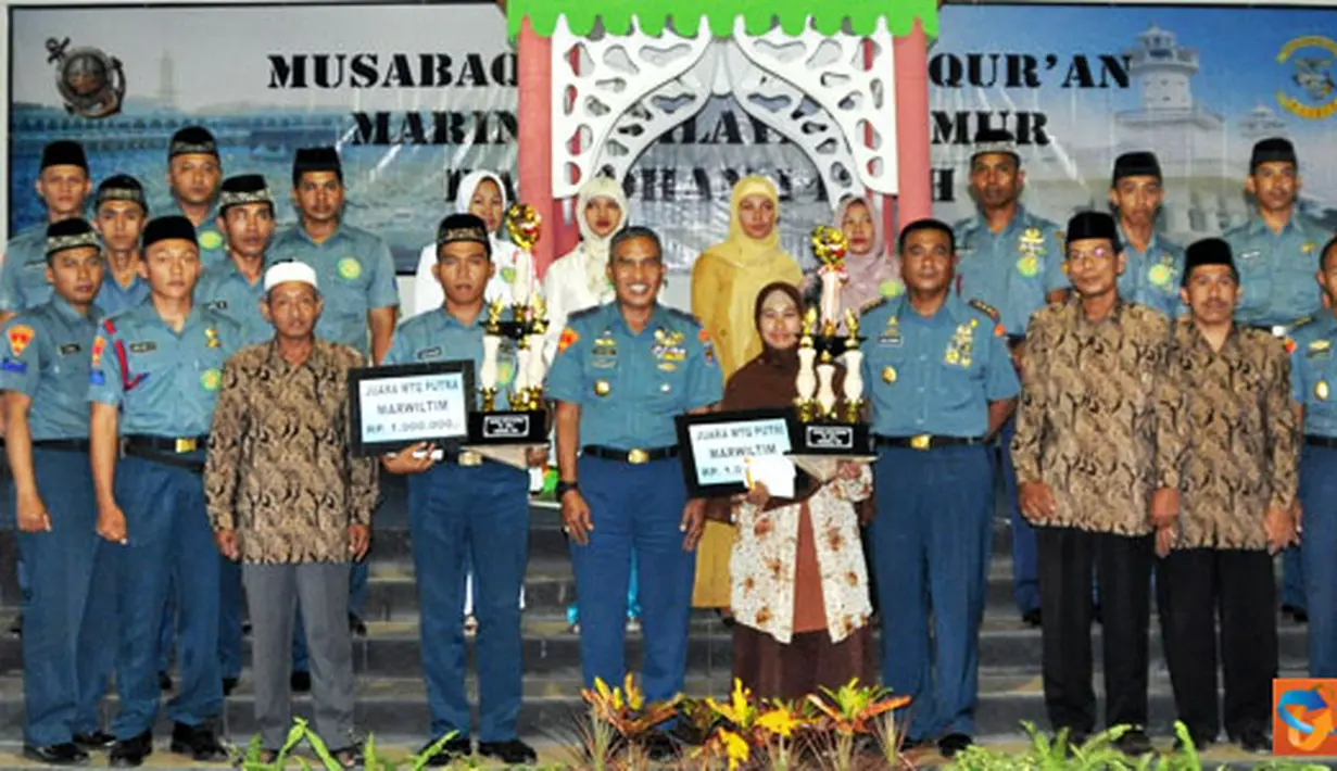 Citizen6, Surabaya: Di bulan suci Ramadan 1432 H/2011 M, Pasmar-1 menggelar lomba Musabaqah Tilawatil Quran (MTQ) tingkat Marwiltim. Lomba ini dilaksanakan di Indoor Sport Ksatrian Sutedi Senaputra, Karang Pilang, Surabaya, Kamis (11/8). (Pengirim: Pasmar