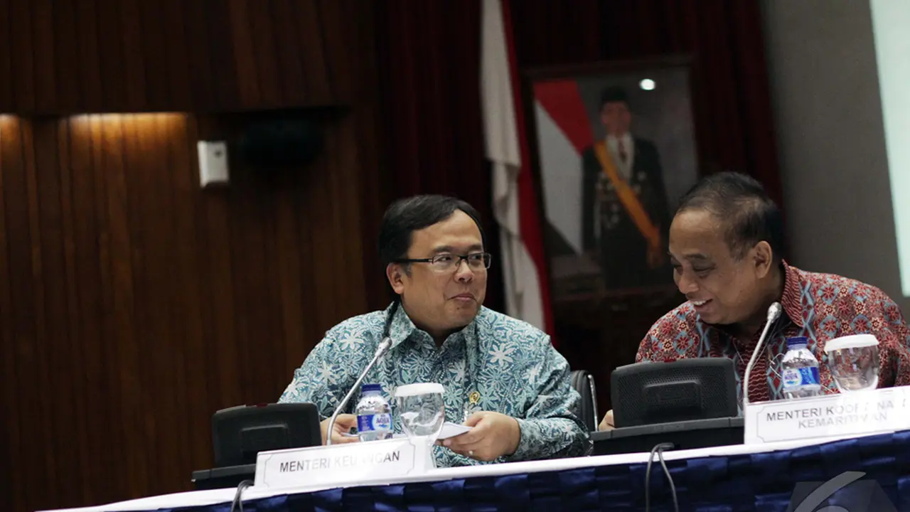  Pemerintah Menurunkan BBM Bersubsidi Awal Tahun 2015