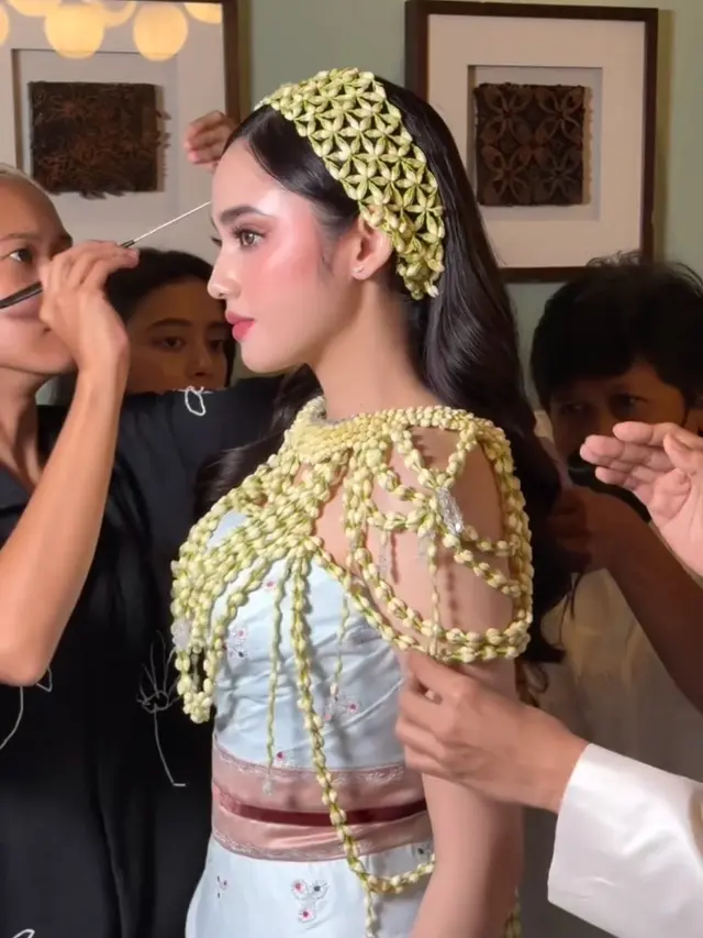 Syifa Hadju