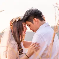 ilustrasi menikah lamaran prewed/gowithstock/Shutterstock