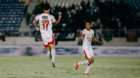 Gelandang Bali United, Teppei Yachida, berselebrasi setelah membobol gawang Arema FC pada laga BRI Super League 2025/2026 di Stadion Kanjuruhan, Kabutapen Malang, Jumat (6/3/2026). (Bola.com/Alit Binawan)