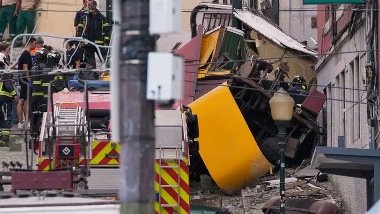 Lisbon Funicular Crash Tragedy: 15 Dead, Dozens Injured on Ascensor da Glória
