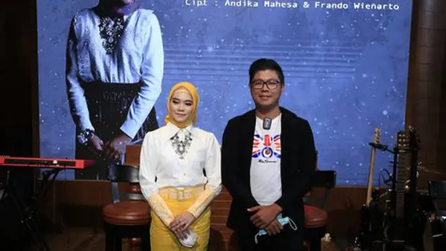 Andika Mahesa atau Andika Kangen Band bersama Juan Zerlinda