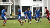 Para pemain Persib Bandung berlatih setelah libur (Foto: Kukuh Saokani/Liputan6.com)