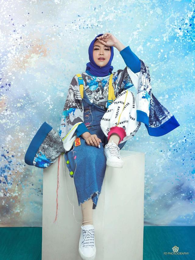 7 Gaya Pemotretan Ria Ricis Rayakan 24,5 Subscriber YouTube,  Bikin Pangling