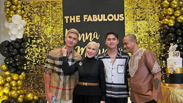 Dapat Kejutan, Ini 7 Potret Pesta Ulang Tahun Venna Melinda Ke-50