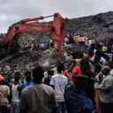 30 Orang Tewas Tertimbun Runtuhan Gunungan Sampah di Guinea
