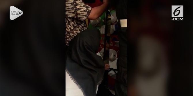 VIDEO: Detik-Detik 8 PNS Jaktim Terjebak di Dalam Lift