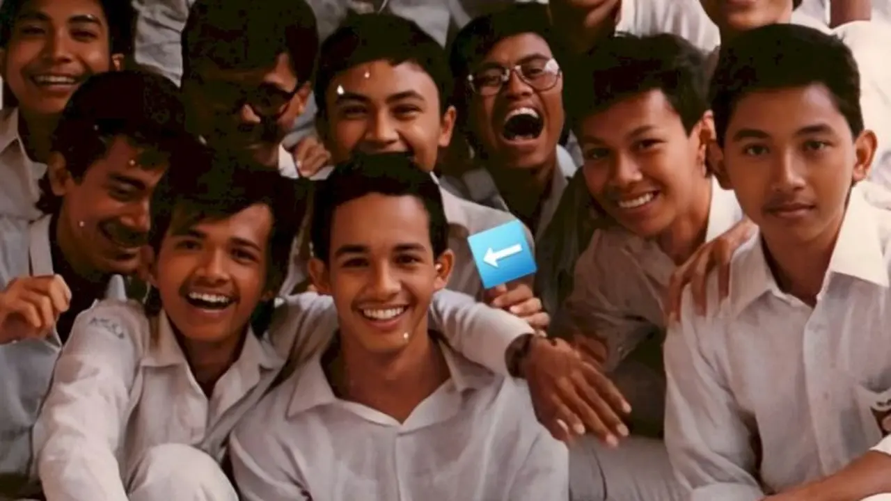 6 Foto Jadul Capres Saat Masa SMA Ini Curi Perhatian, Beraura Pemimpin Sedari Dulu