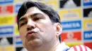 Romanian national football team coach Victor Piturca gives a press conference on May 22, 2008 at the Mogosoaia Center near Bucharest at the beginning of the final preparation stages before the Euro 2008 tournament. AFP PHOTO/DANIEL MIHAILESCU