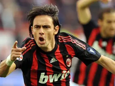 A.C. Milan's forward Filippo Inzaghi celebrates after scoring during their Serie A football match against Atalanta at San Siro Stadium in Milan on March 8, 2009. AFP PHOTO / GIUSEPPE CACACE