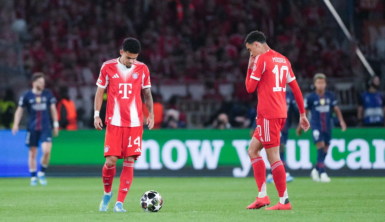 Pertemuan kedua akan digelar di Allianz Arena pekan depan. Bayern Munchen dipastikan akan tampil habis-habisan demi membalikkan keadaan dalam duel yang kembali diprediksi berlangsung sengit. (AP Photo/Christophe Ena)