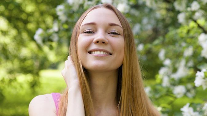 4 Cara  Alami  Mendapatkan Rambut  Lurus  Beauty Fimela com