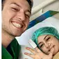 Rifky Balweel Bagikan Momen Istri Jalani Program Bayi Tabung (Sumber: Instagram/rifkybalweel)