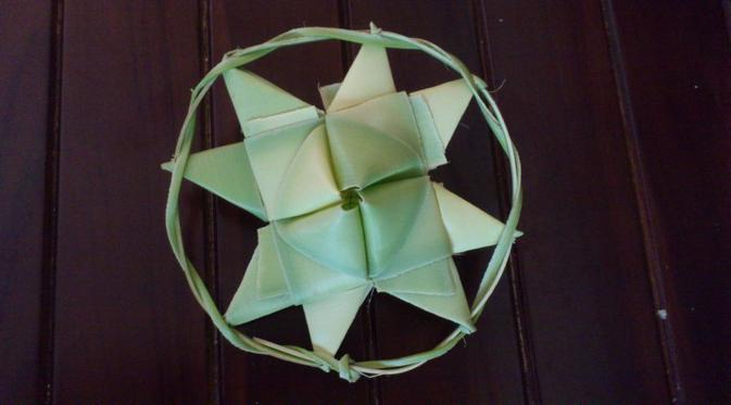 030943800_1650977055-767841-1000xauto-bentuk-ketupat-unik-