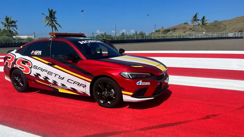 Safety Car Honda Civic RS Siap Mengawal Mandalika Track Day 2022